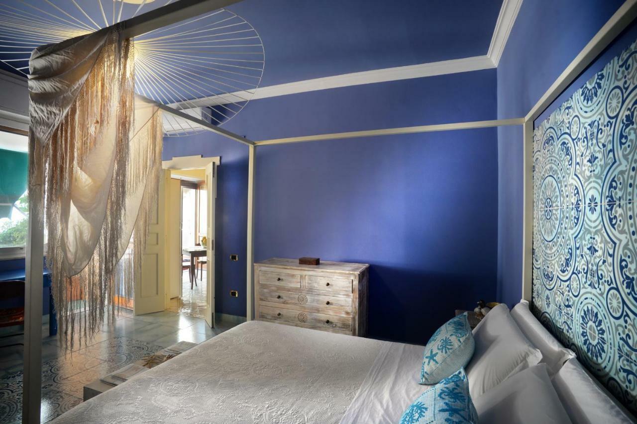 Donna Filomena Casa Vacanza Di Charme Salerno Exteriör bild