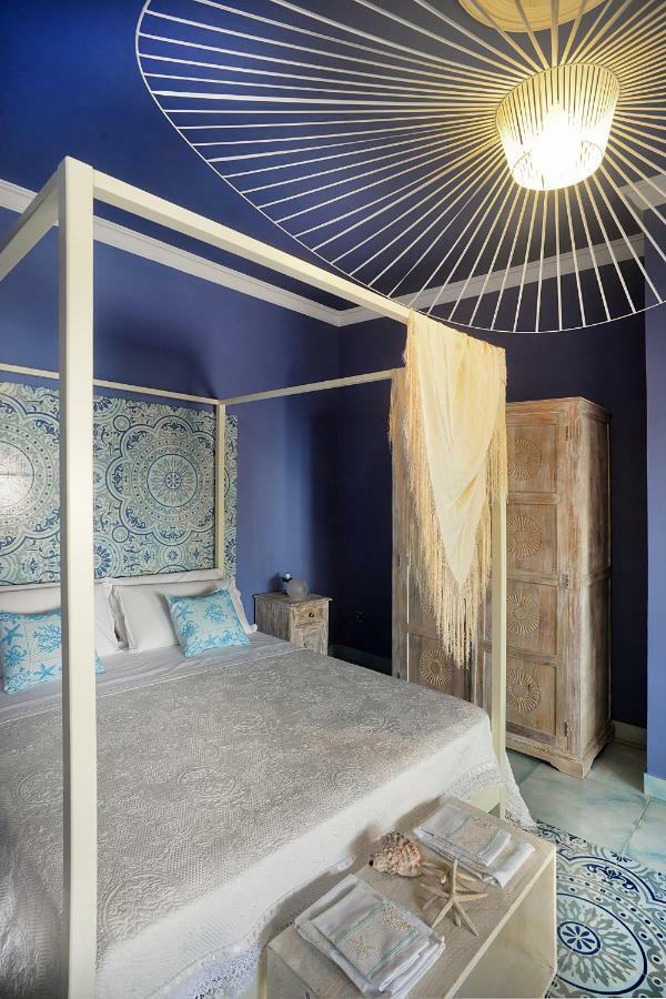 Donna Filomena Casa Vacanza Di Charme Salerno Exteriör bild